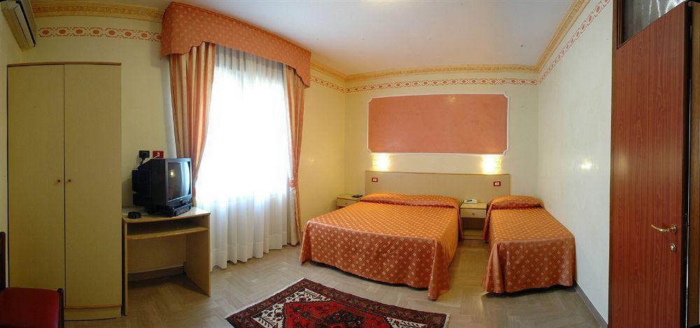 Locanda Zabotto Campagna Lupia Zewnętrze zdjęcie