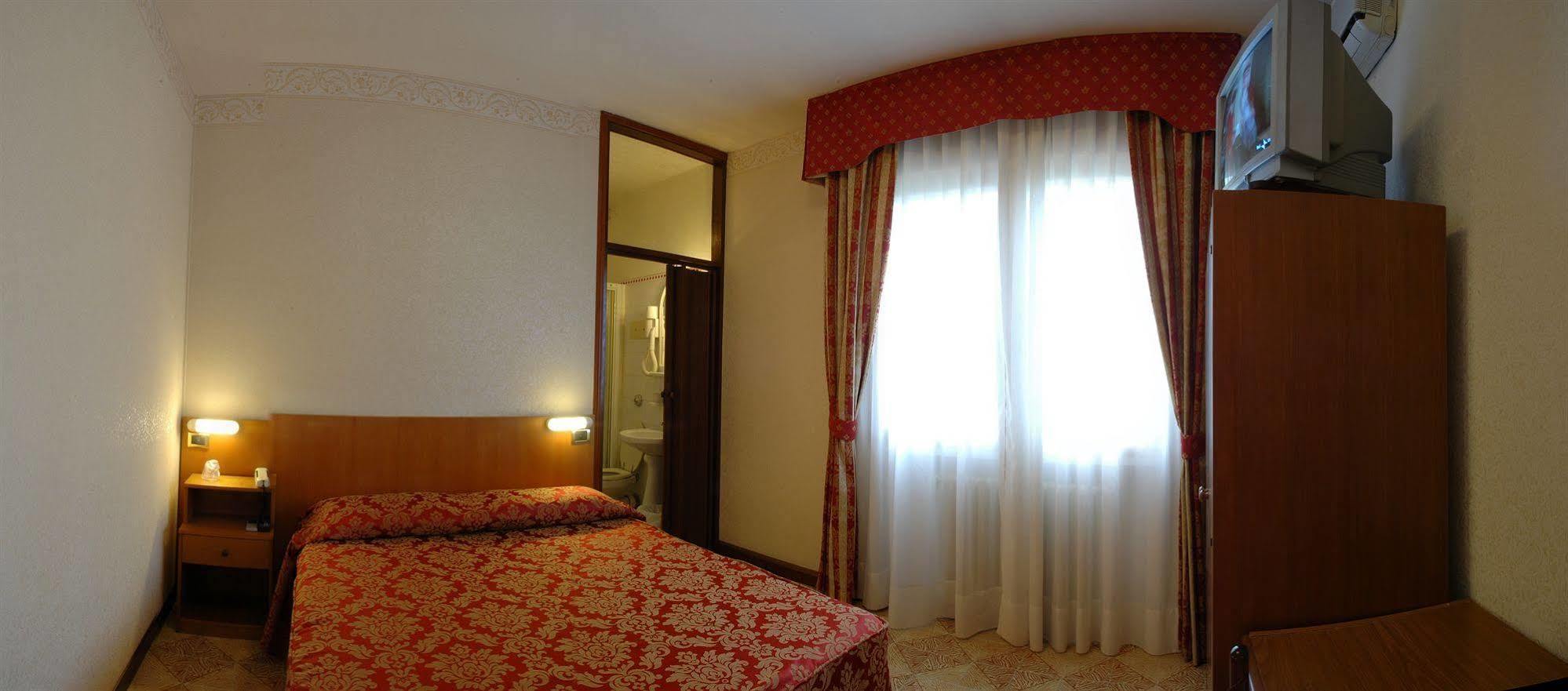 Locanda Zabotto Campagna Lupia Zewnętrze zdjęcie